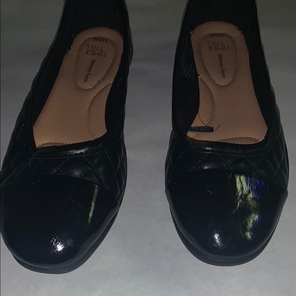 Taryn Rose Black Flats Sleek Minimalist Design